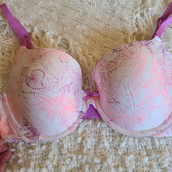 Victoria's Secret Demi Bra Size 36D - Picture 3 of 6